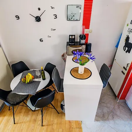 Fancy - Near The Bridge Apartment *