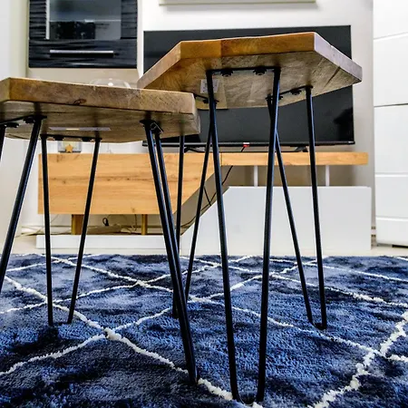 Fancy - Near The Bridge Appartamento Zara