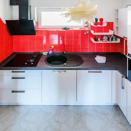 Fancy - Near The Bridge Zara