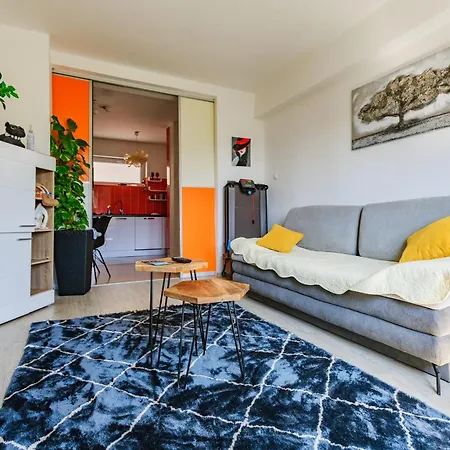 Apartament Fancy - Near The Bridge *