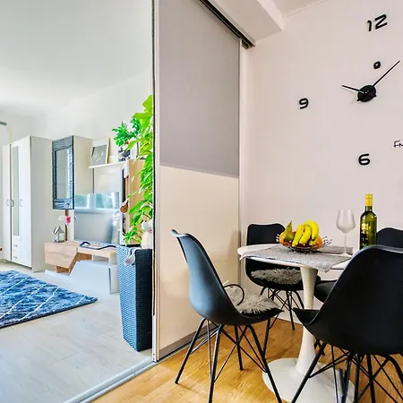 Fancy - Near The Bridge Apartment *