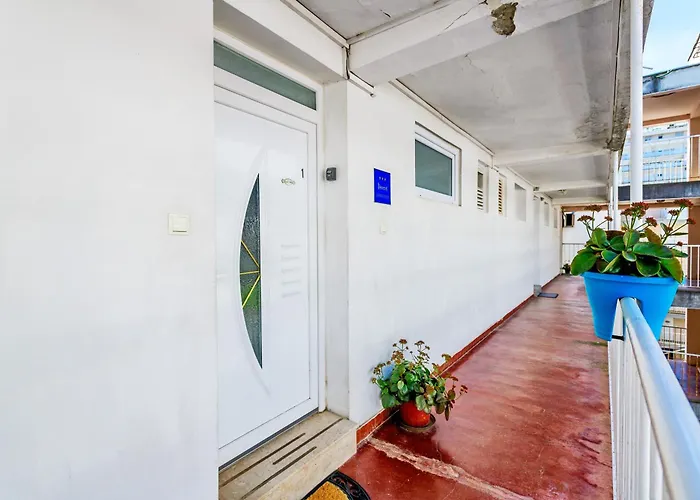 Fancy - Near The Bridge Apartment