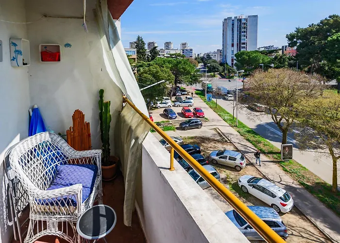 Fancy - Near The Bridge Apartment